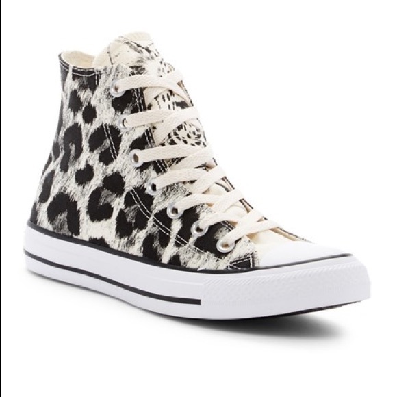 Converse Shoes - (NWOB) Leopard hightop converse